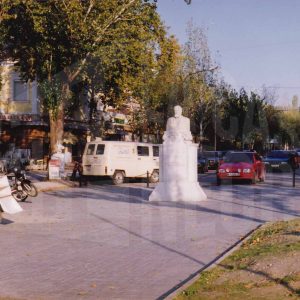 Busto de Santiago Rusiñol en la Calle Príncipe de Aranjuez