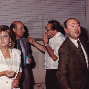 Varias personas en el ágape del acto de clausura de la temporada 91/92 del Club Natación Aranjuez