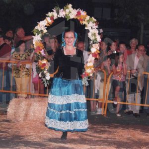 Vecina de Aranjuez durante la representación del Asalto al Palacio de Godoy en las Fiestas del Motín de 2008